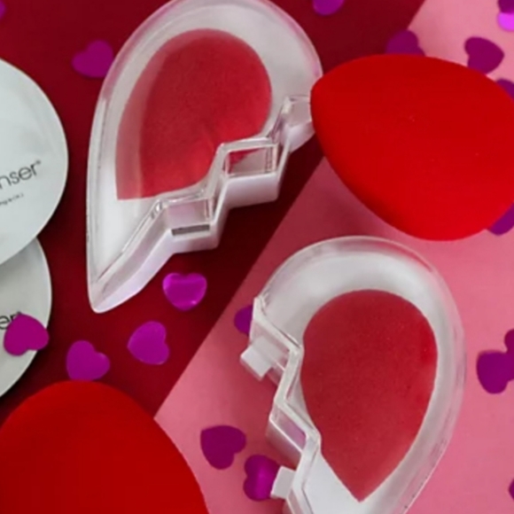 🌟HP🌟BEAUTY BLENDER Heart shape duo - Picture 8 of 8